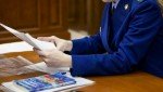 Прокуратура Перемышльского района координирует работу правоохранительных органов на месте ДТП в участием трех автомобилей, в результате которого погиб водитель одного из них